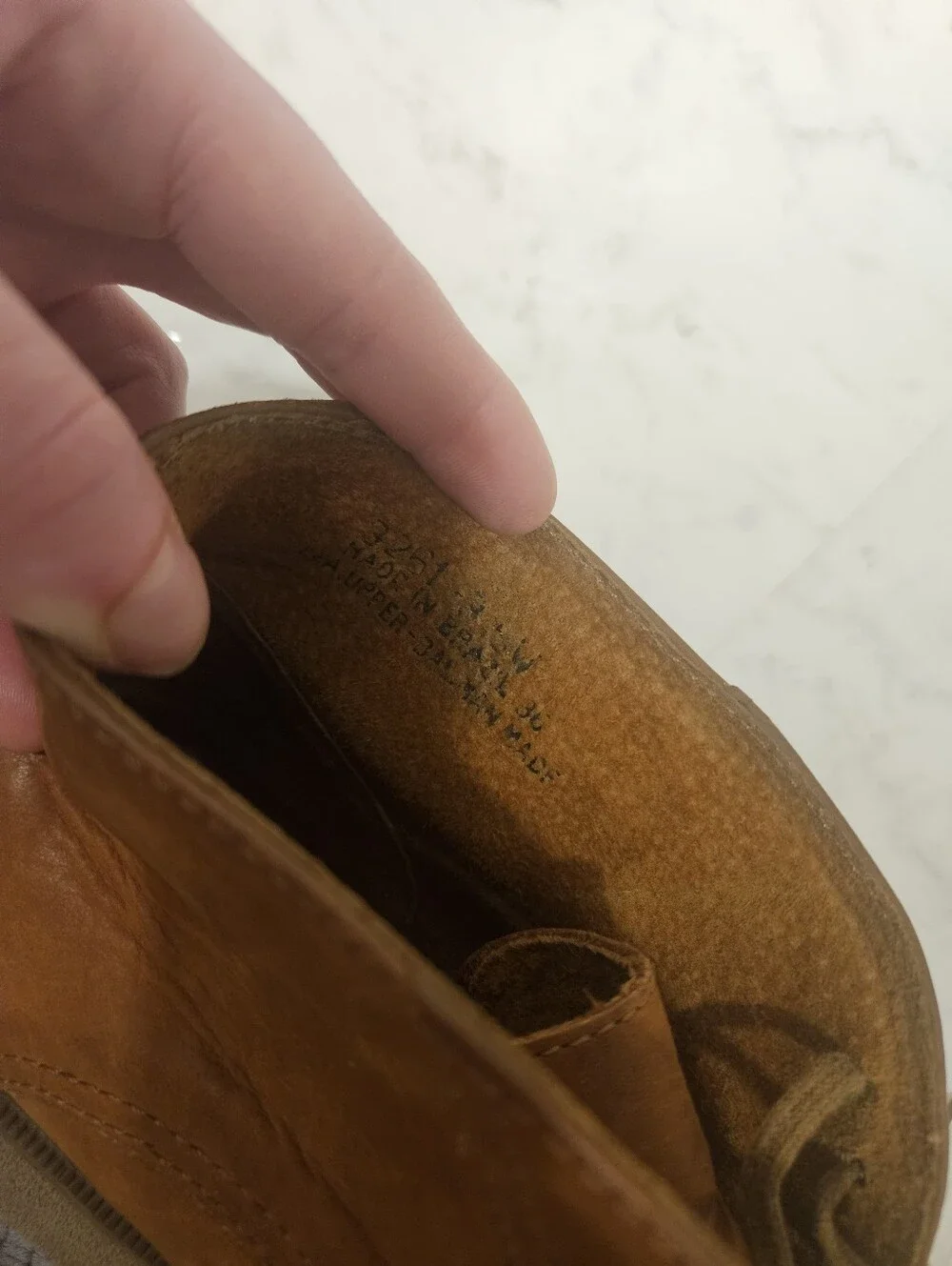 ​90s Vintage Clarks Mens 8 W Tan Suede Leather Chukka Boots Made In Brazil